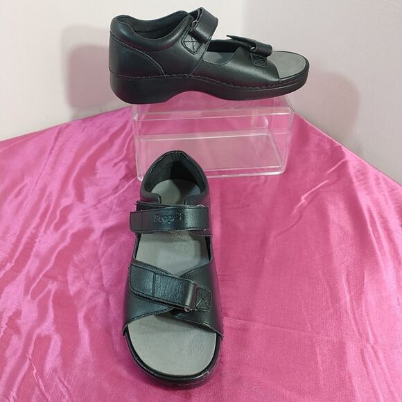 Propet Women's SZ 7W Wide Pedic Walker Comfort Sandals Black W0089 - Picture 1 of 8